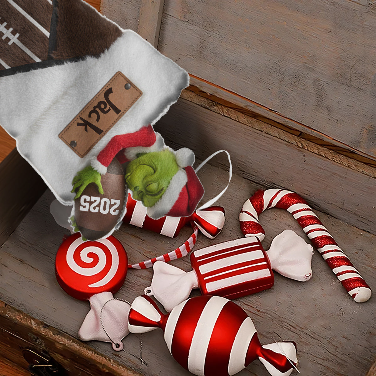 Chaussette de Noël personnalisée en forme de ballon de football vert avec Père Noël amusant