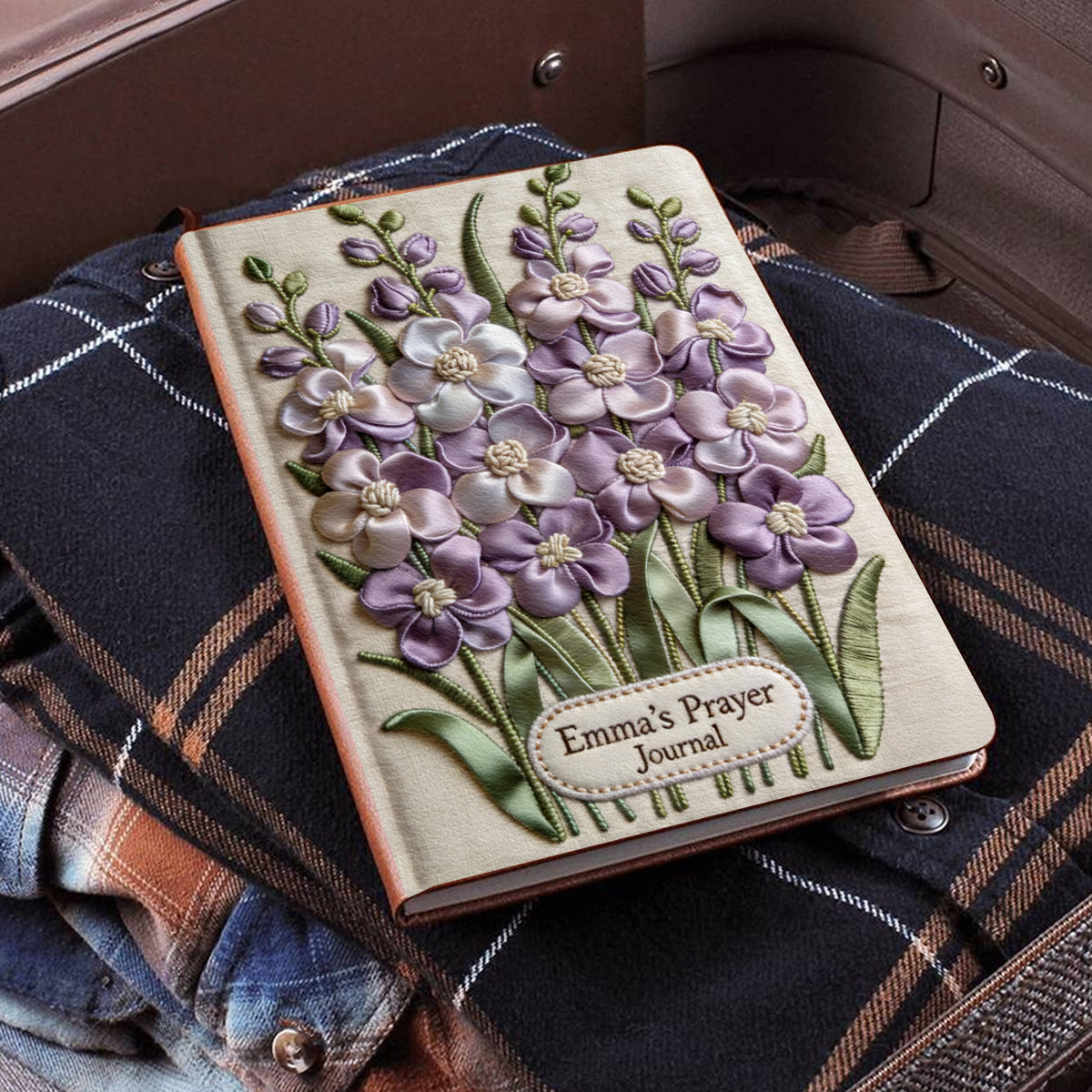 Journal en cuir chrétien personnalisé avec fleur et prénom de naissance