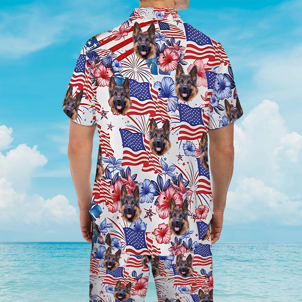 Chemise hawaïenne personnalisée pour chien et short pour homme « Chien patriotique » - Modèles patriotiques