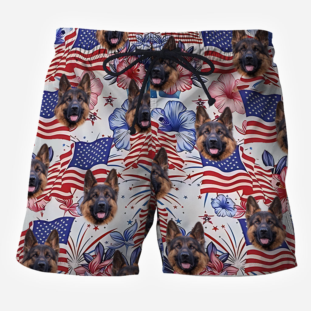 Chemise hawaïenne personnalisée pour chien et short pour homme « Chien patriotique » - Modèles patriotiques