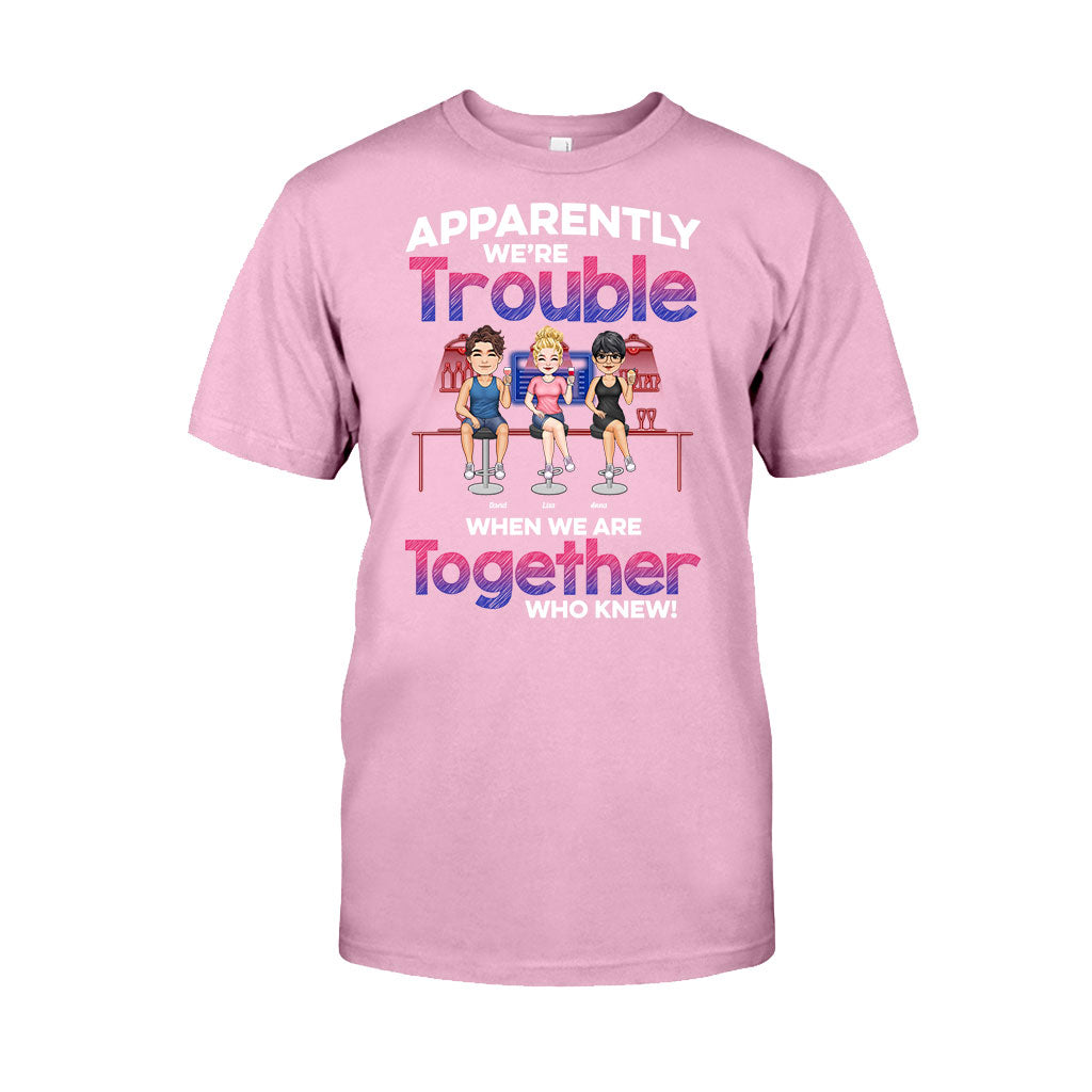 Apparemment, on fait des étincelles quand on est ensemble - T-shirt et sweat à capuche personnalisés pour meilleures amies