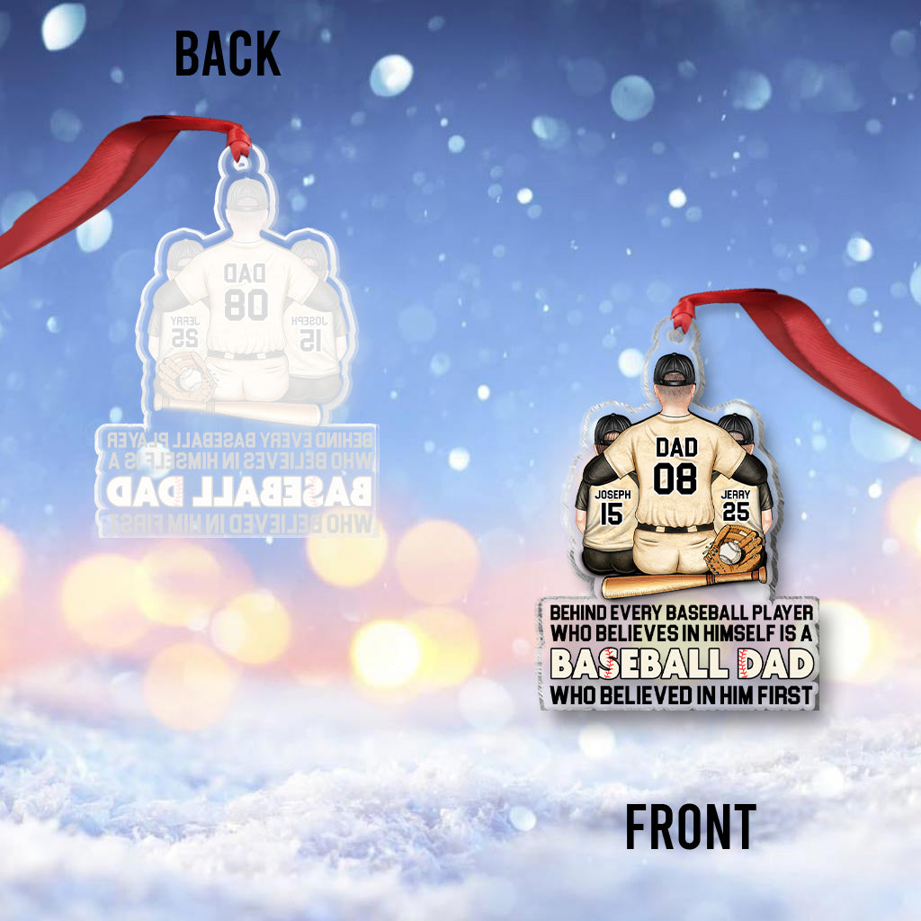 Derrière chaque joueur de baseball - Ornement transparent personnalisé sur le thème du baseball